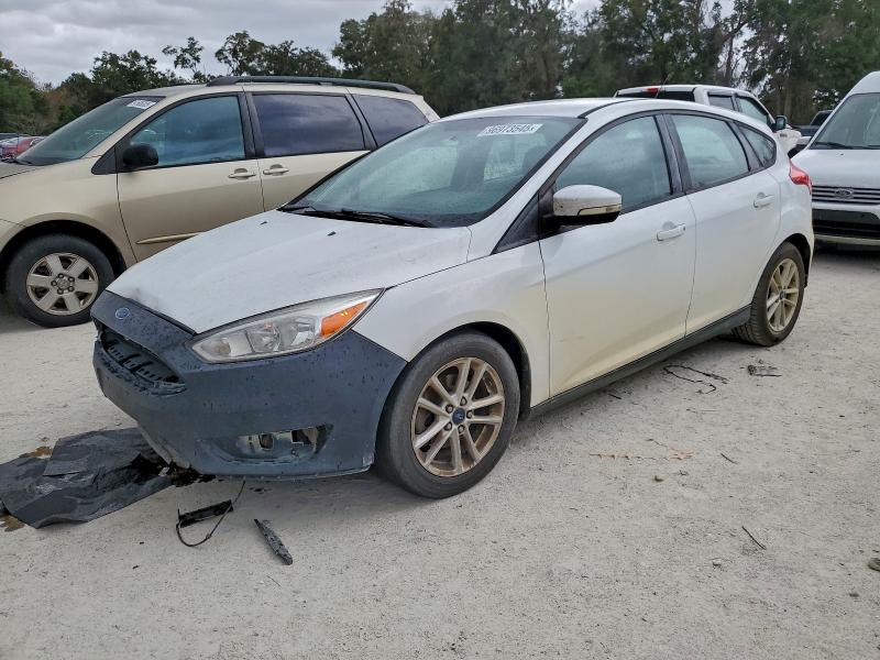 2015 FORD FOCUS SE — VIN 1FADP3K28FL351278