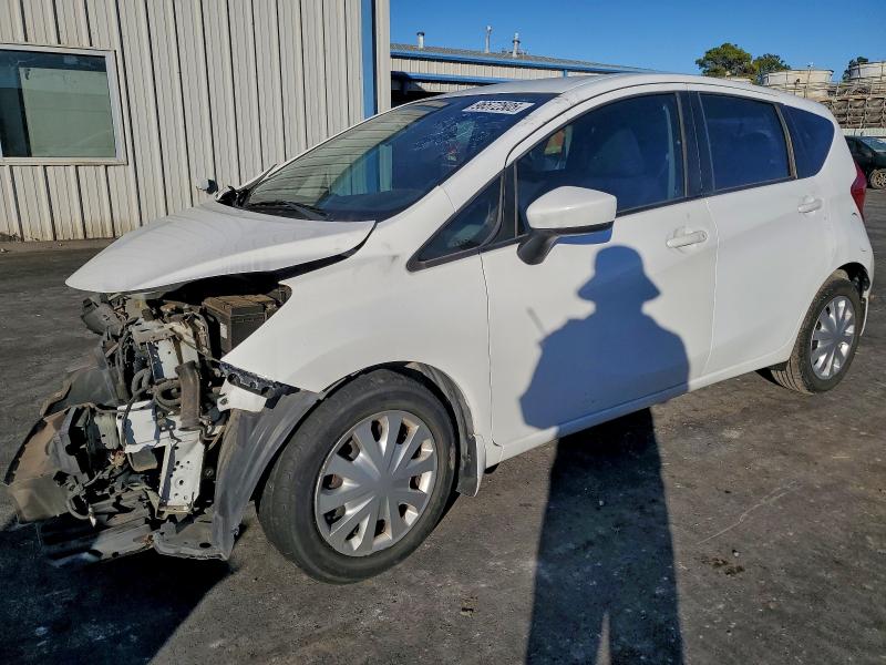2015 NISSAN VERSA NOTE — VIN 3N1CE2CP0FL445422