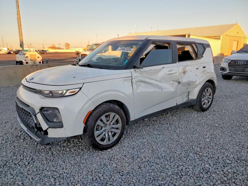 2021 KIA SOUL LX — VIN KNDJ23AU7M7143672