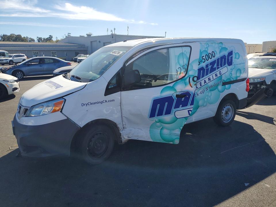 2015 NISSAN NV200 — VIN 3N6CM0KN0FK706703