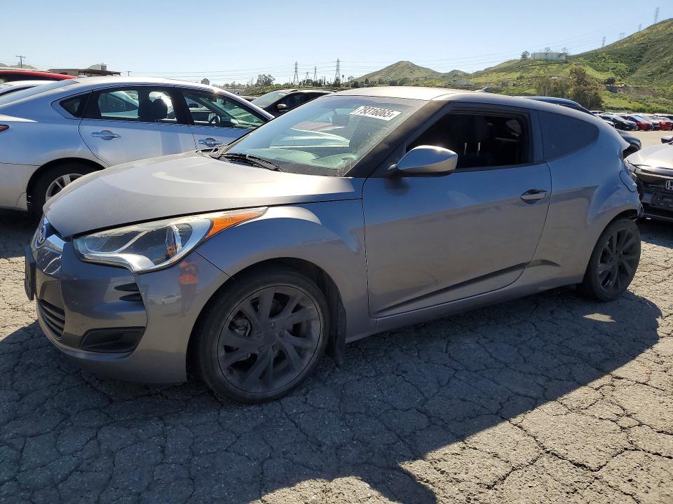 2016 HYUNDAI VELOSTER — VIN KMHTC6AD4GU270811