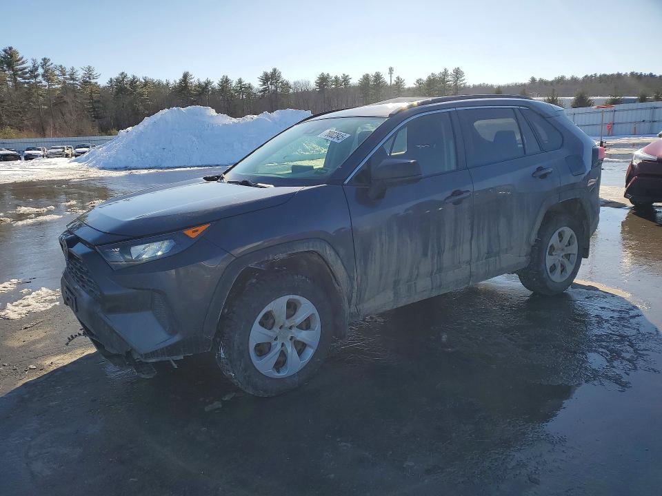 2019 TOYOTA RAV4 — VIN JTMF1RFV0KJ013245