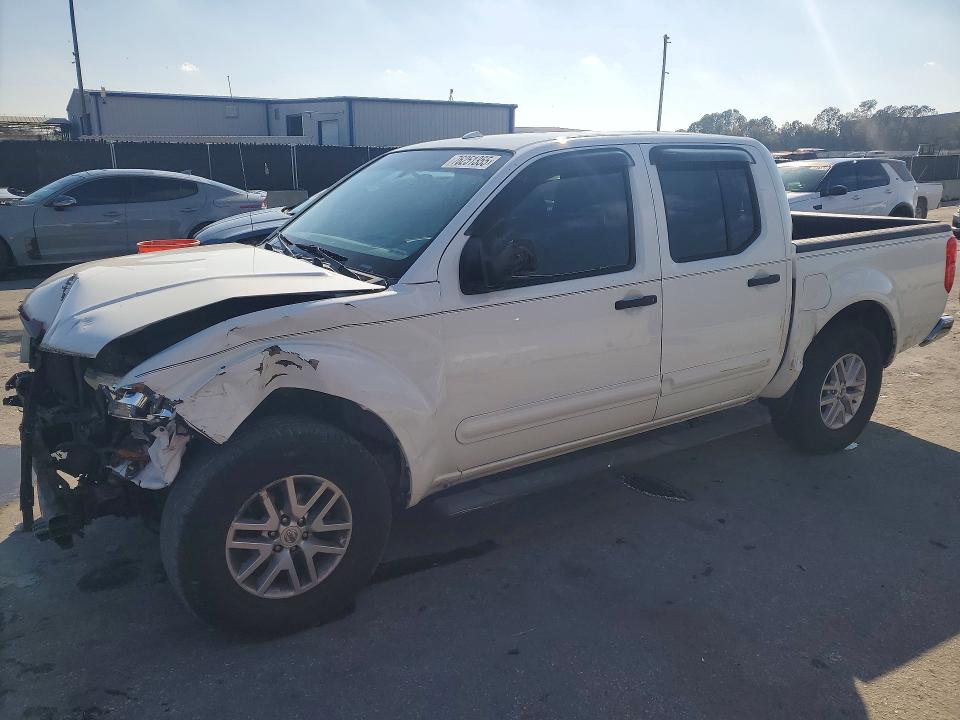 2015 NISSAN FRONTIER — VIN 1N6AD0ER4FN731054