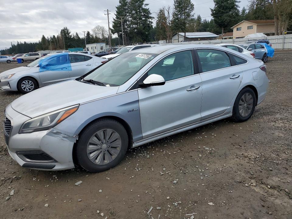 2016 HYUNDAI SONATA HYBRID — VIN KMHE24L10GA039098