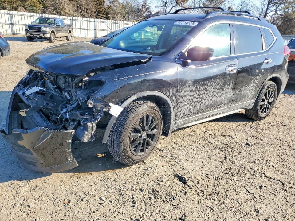 2018 NISSAN ROGUE — VIN 5N1AT2MT1JC751759