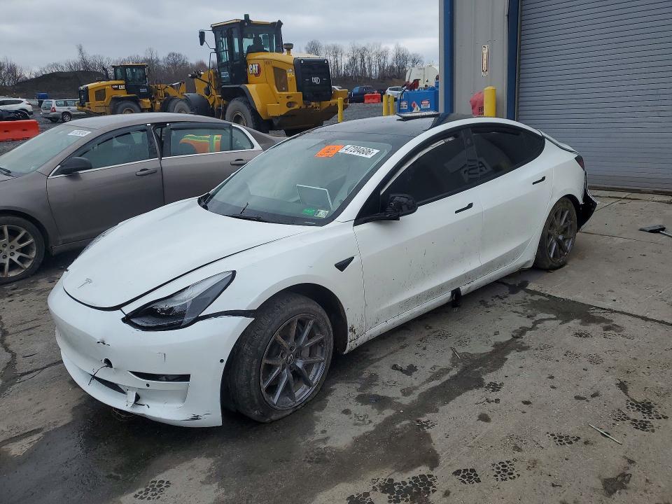 2022 TESLA MODEL 3 — VIN 5YJ3E1EB3NF234219