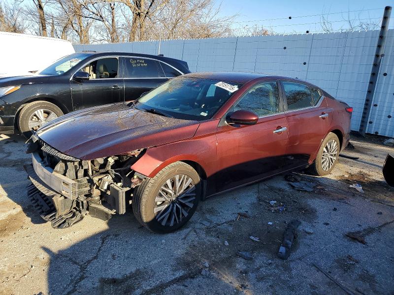 2023 NISSAN ALTIMA SV — VIN 1N4BL4DV5PN326683