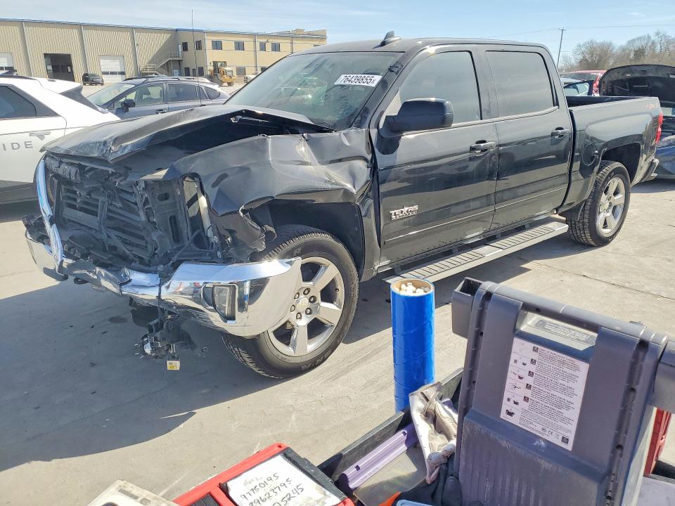 2018 CHEVROLET SILVERADO — VIN 3GCUKREC1JG191718