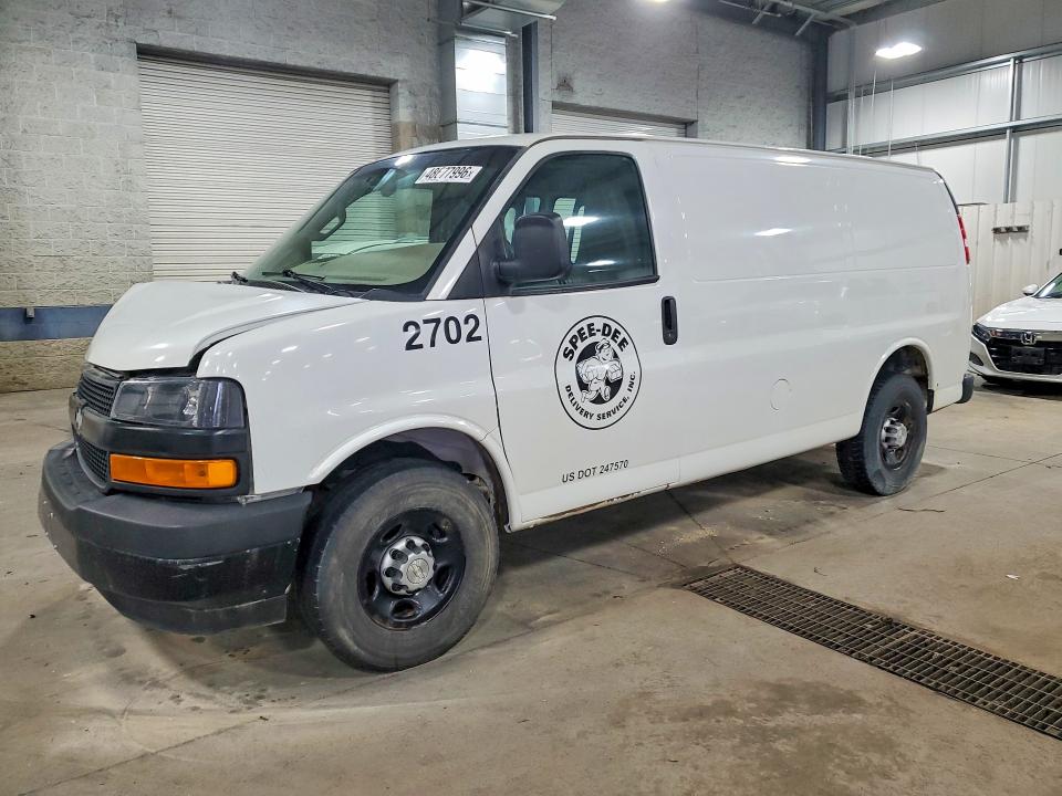 2019 CHEVROLET EXPRESS G2500 — VIN 1GCWGAHP1K1363658