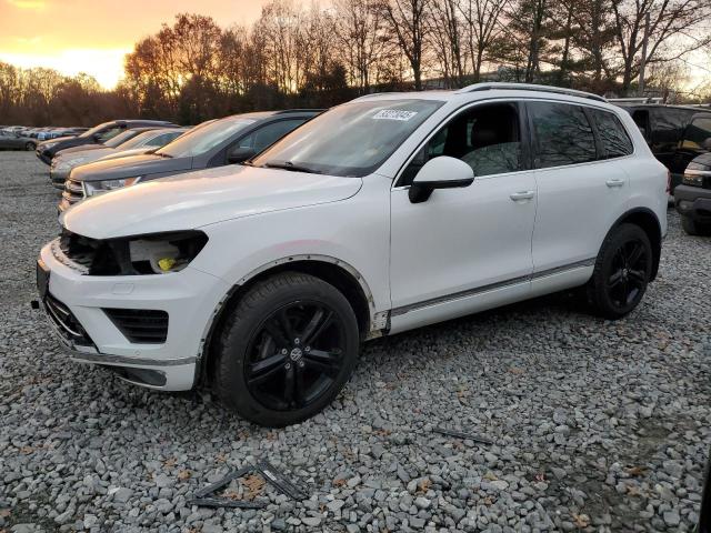 2017 VOLKSWAGEN TOUAREG WO — VIN WVGRF7BP9HD006615