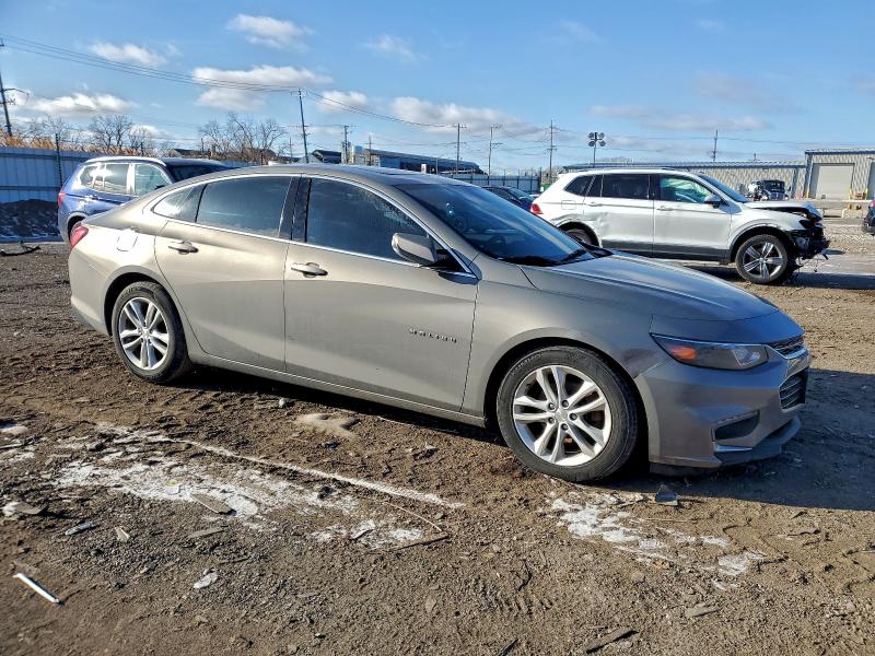 1G1ZD5ST7JF151098