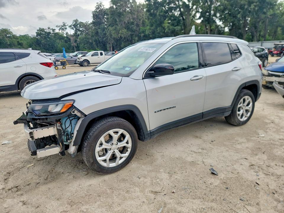2024 JEEP COMPASS — VIN 3C4NJDBN9RT119393