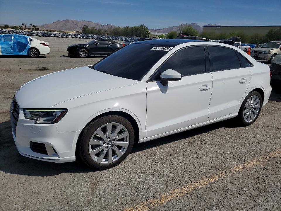 2017 AUDI A3 — VIN WAUAUGFF0H1038215