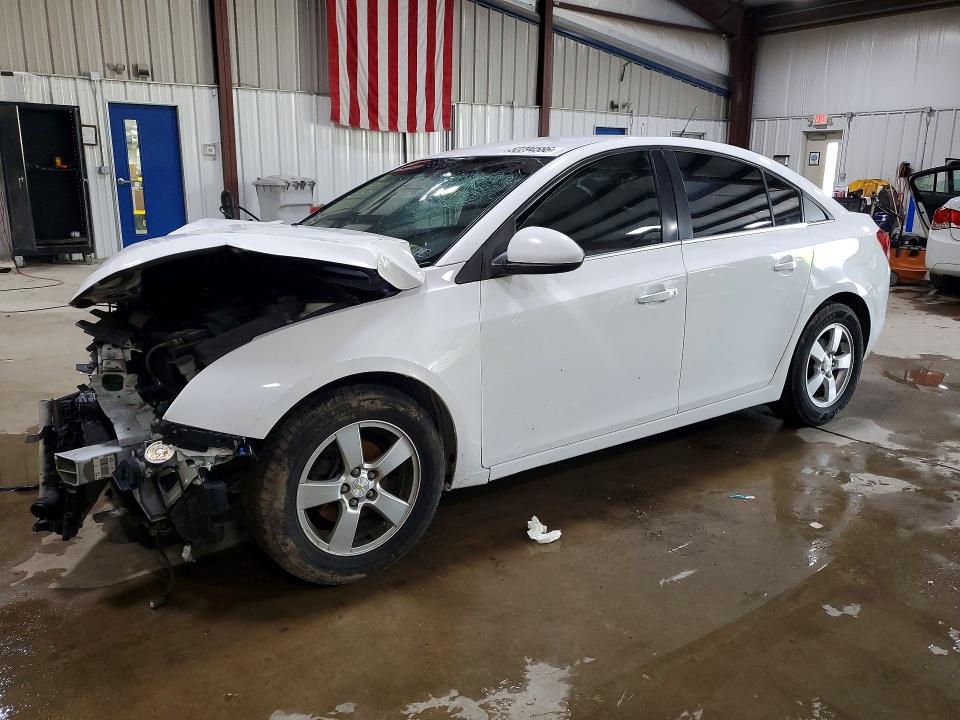 2015 CHEVROLET CRUZE — VIN 1G1PC5SB2F7104323