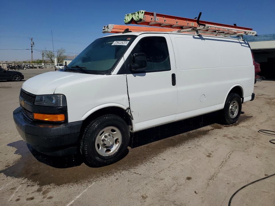 2021 CHEVROLET EXPRESS G2500 — VIN 1GCWGAFP6M1221229