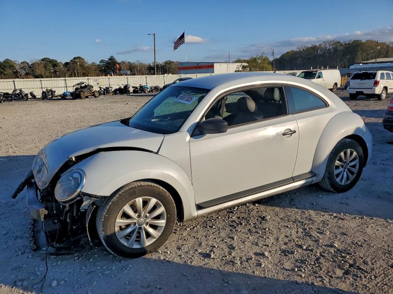 2017 VOLKSWAGEN BEETLE — VIN 3VWF17AT2HM618953