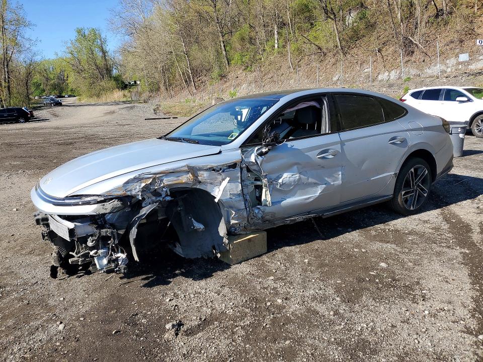 2025 HYUNDAI SONATA — VIN KMHL54JC2SA453107