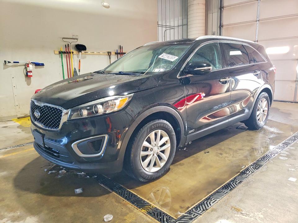 2017 KIA SORENTO LX — VIN 5XYPGDA31HG270225