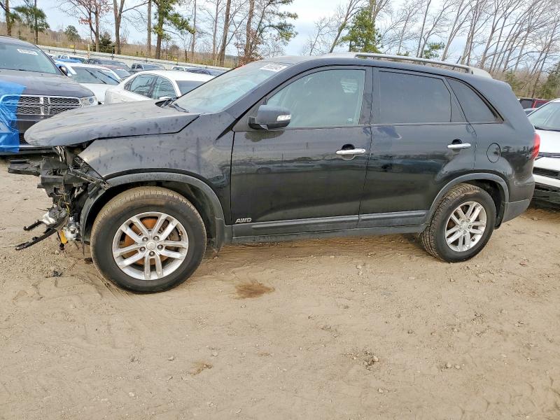 2015 KIA SORENTO LX — VIN 5XYKTDA75FG582876