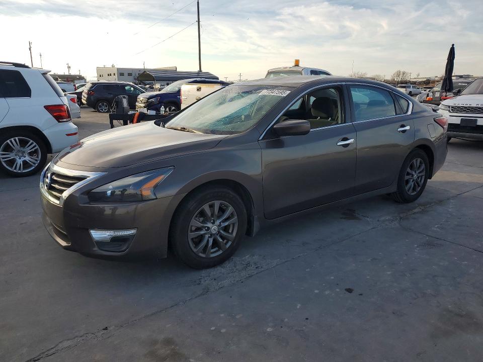 2015 NISSAN ALTIMA — VIN 1N4AL3AP4FC460610