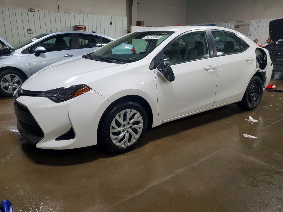 2018 TOYOTA COROLLA — VIN 5YFBURHE3JP755362