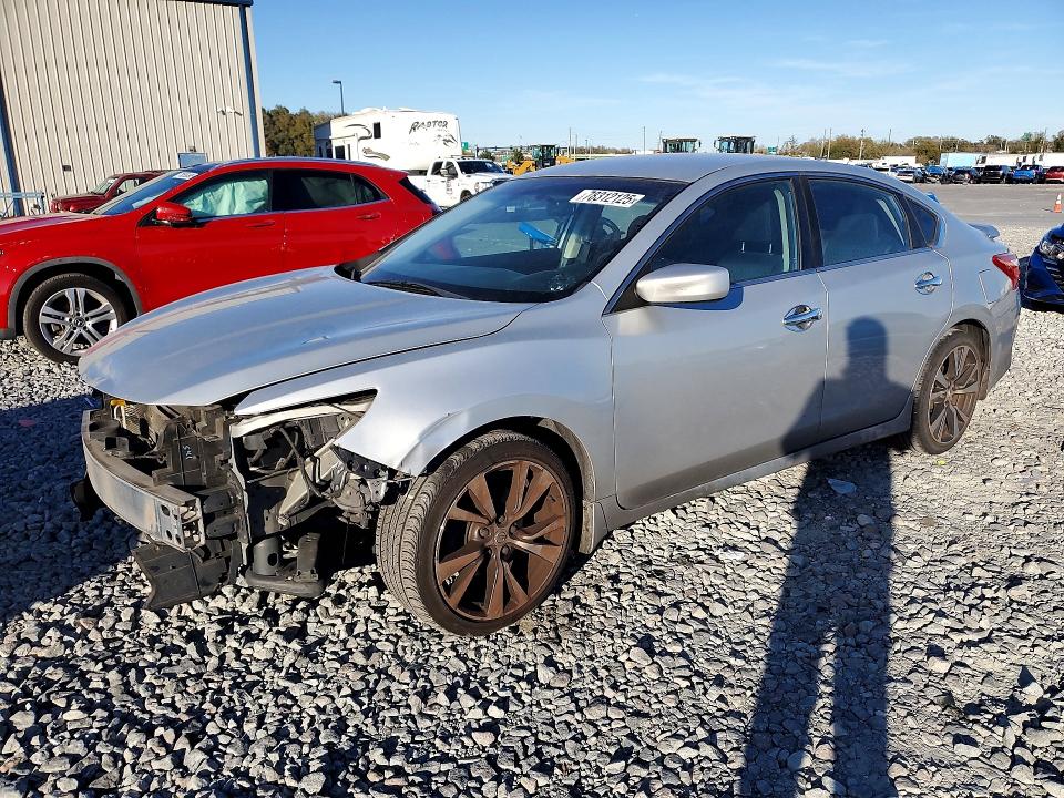 2017 NISSAN ALTIMA — VIN 1N4AL3AP6HC247175