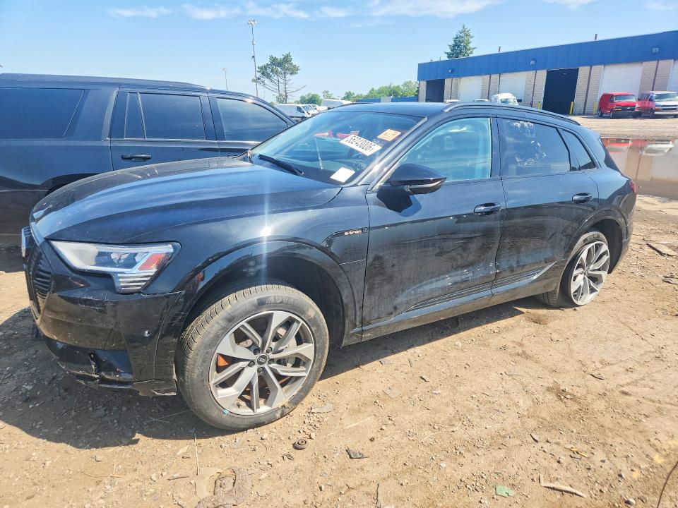 2021 AUDI E-TRON — VIN WA1LAAGE1MB020277