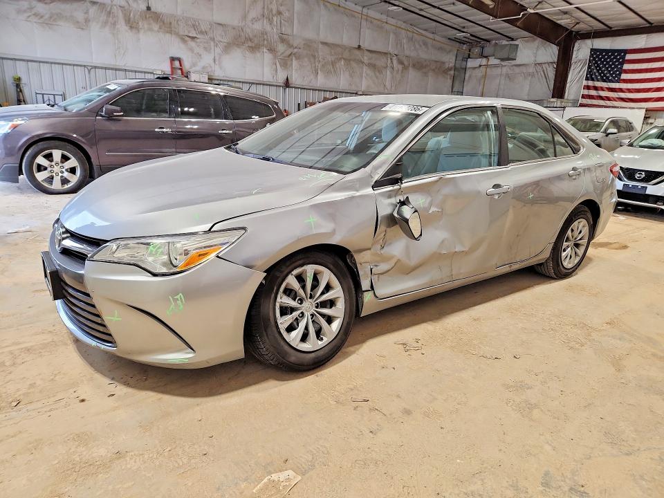 2015 TOYOTA CAMRY — VIN 4T4BF1FK1FR485094