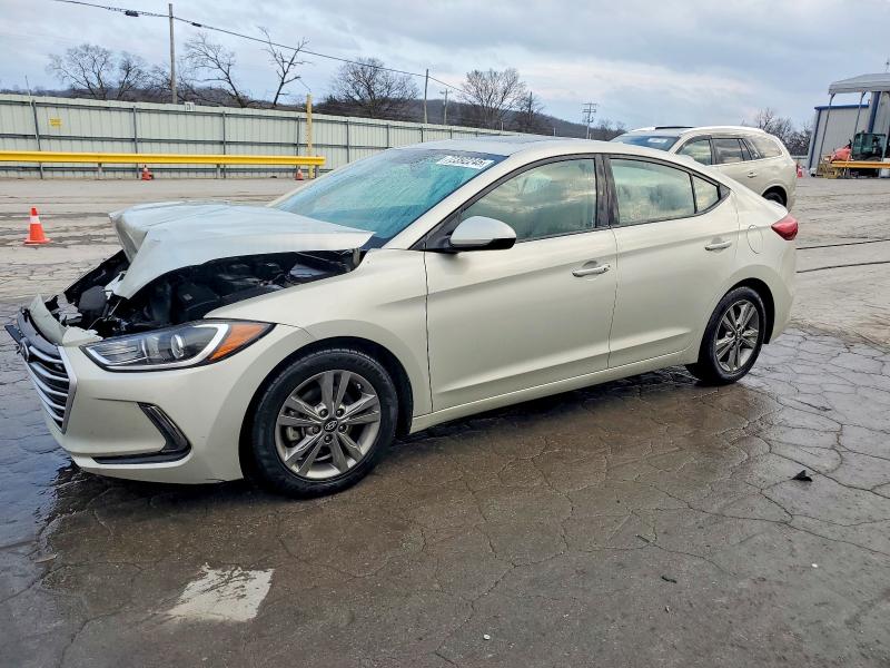 2018 HYUNDAI ELANTRA SE — VIN 5NPD84LF5JH379356