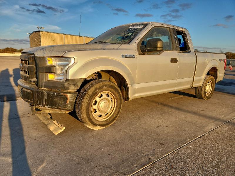 2017 FORD F150 SUPER CAB — VIN 1FTFX1EF2HKD90589