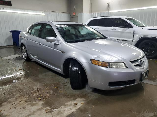 19UUA66224A035196