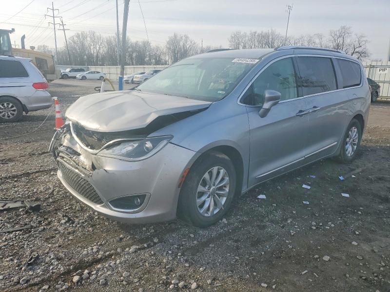 2019 CHRYSLER PACIFICA T — VIN 2C4RC1BG8KR594005