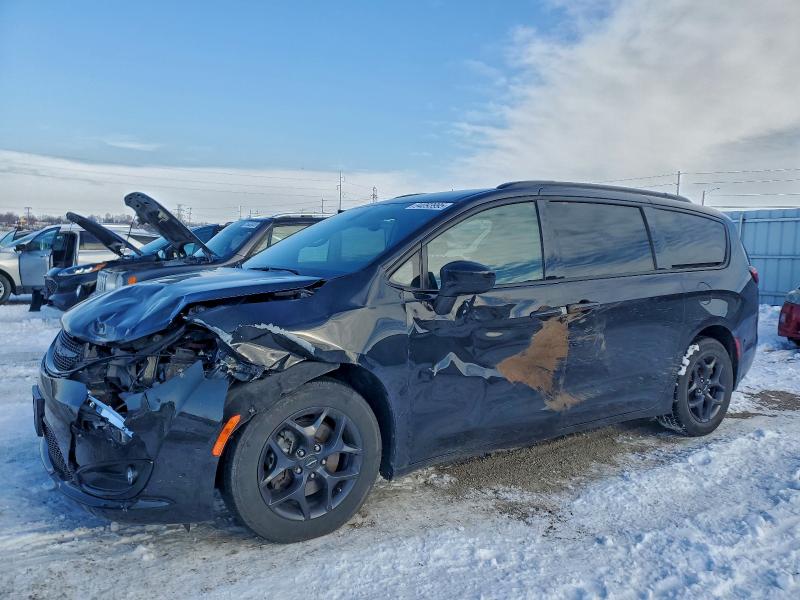 2020 CHRYSLER PACIFICA T — VIN 2C4RC1EG8LR280917