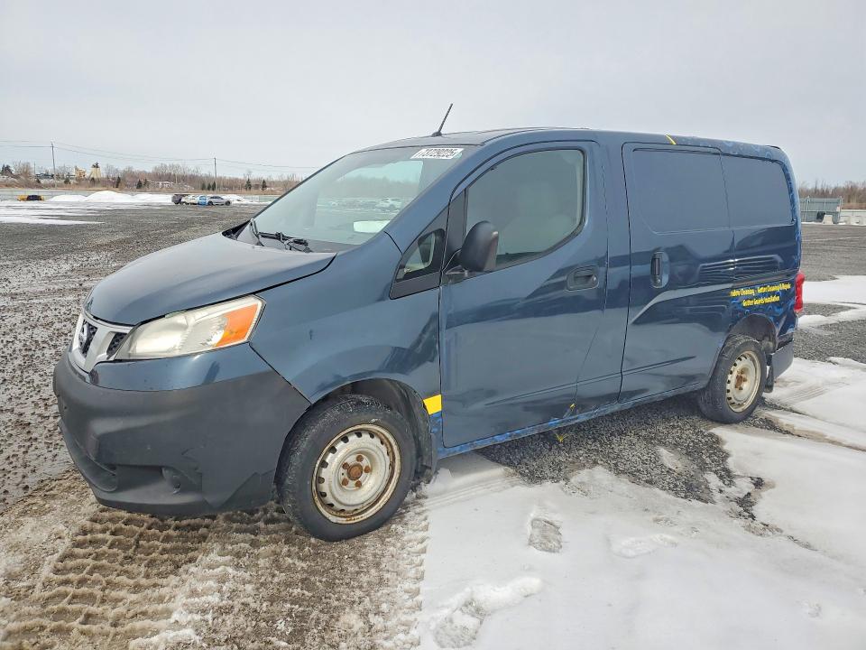 2015 NISSAN NV200 — VIN 3N6CM0KN4FK715291