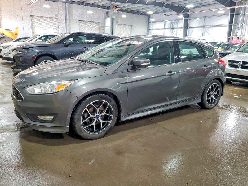 2015 FORD FOCUS SE — VIN 1FADP3K23FL368974