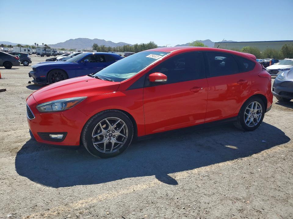 2015 FORD FOCUS — VIN 1FADP3K23FL318902