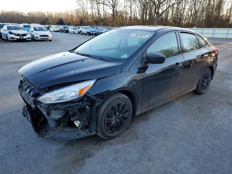 2016 FORD FOCUS S — VIN 1FADP3E27GL203040