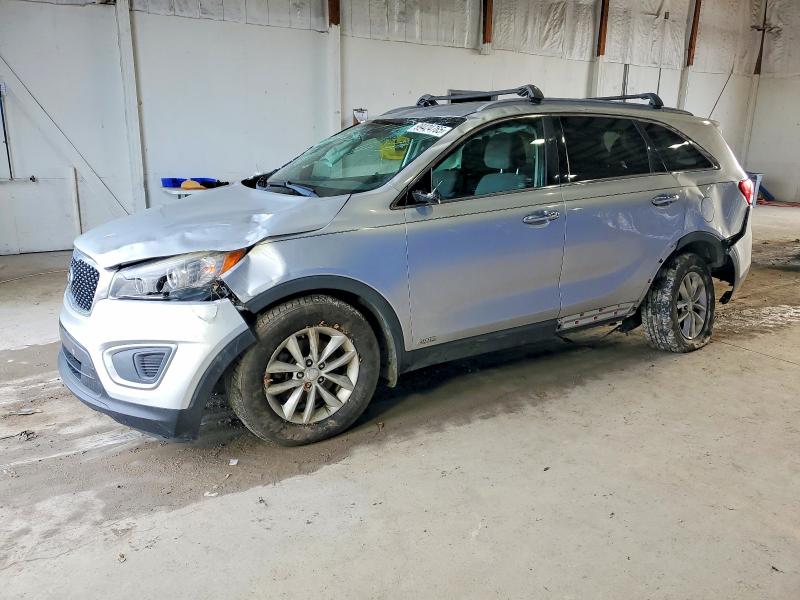 2016 KIA SORENTO LX — VIN 5XYPGDA36GG008408