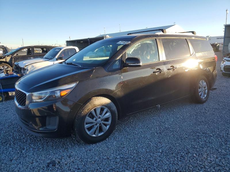 2017 KIA SEDONA LX — VIN KNDMB5C15H6313681