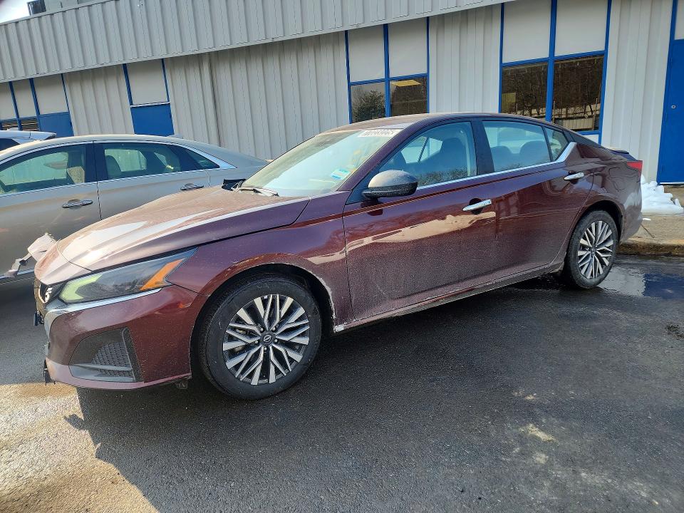 2025 NISSAN ALTIMA SV — VIN 1N4BL4DW9SN371899