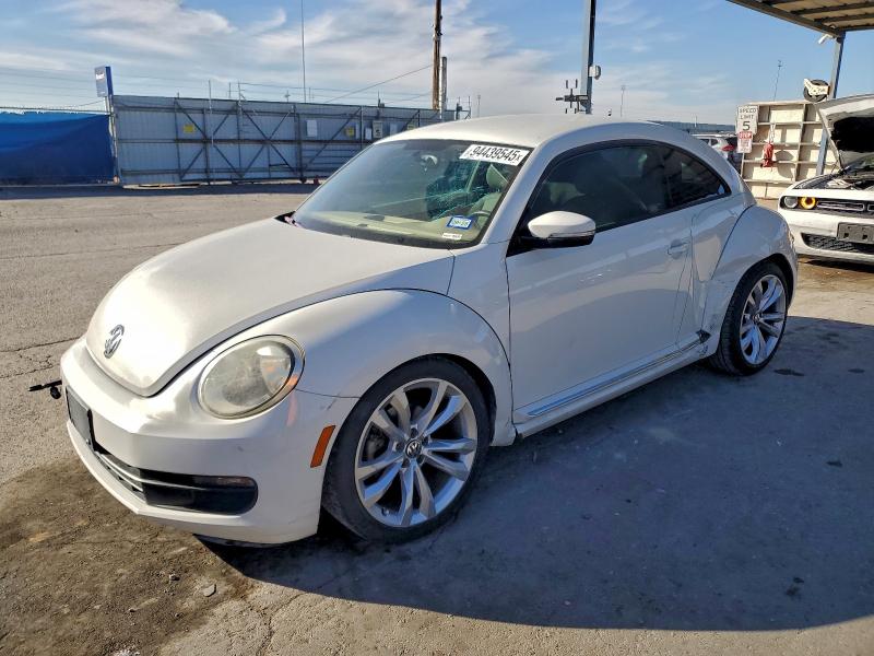 2013 VOLKSWAGEN BEETLE — VIN 3VWJX7AT2DM669016