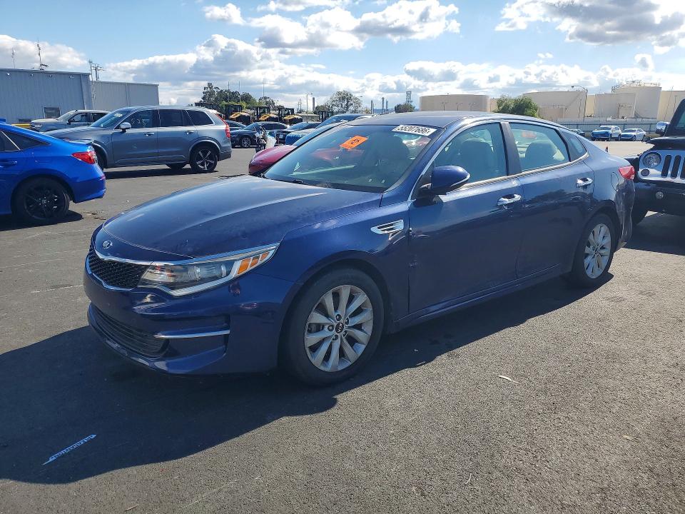 2016 KIA OPTIMA — VIN 5XXGT4L35GG003018