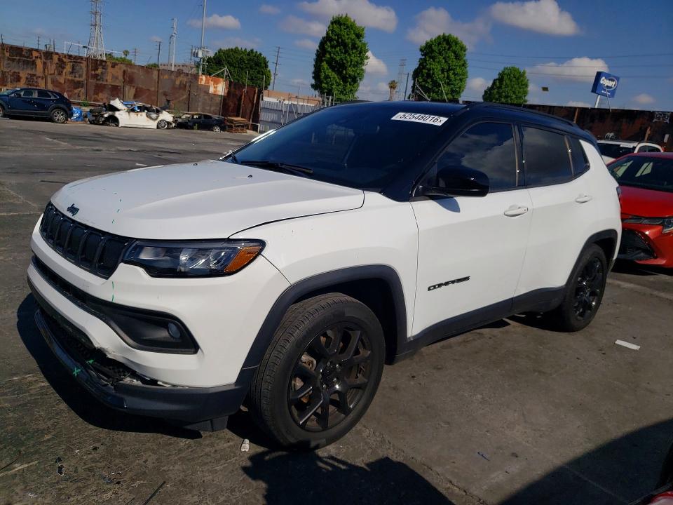 2022 JEEP COMPASS — VIN 3C4NJCBB8NT210679