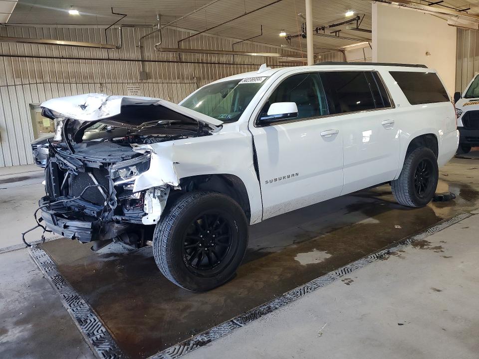 2015 CHEVROLET SUBURBAN — VIN 1GNSKJKC5FR691697