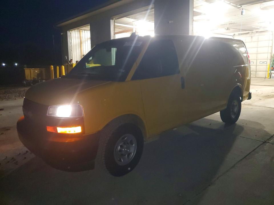 2021 CHEVROLET EXPRESS G2500 — VIN 1GCWGAFP5M1181967