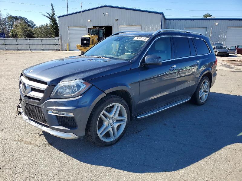 2016 MERCEDES-BENZ GL 550 4MA — VIN 4JGDF7DE7GA628510