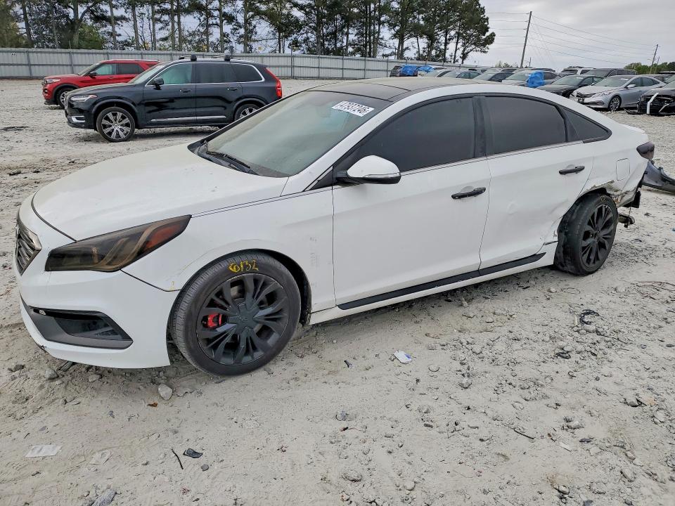 2015 HYUNDAI SONATA — VIN 5NPE34AB7FH154608