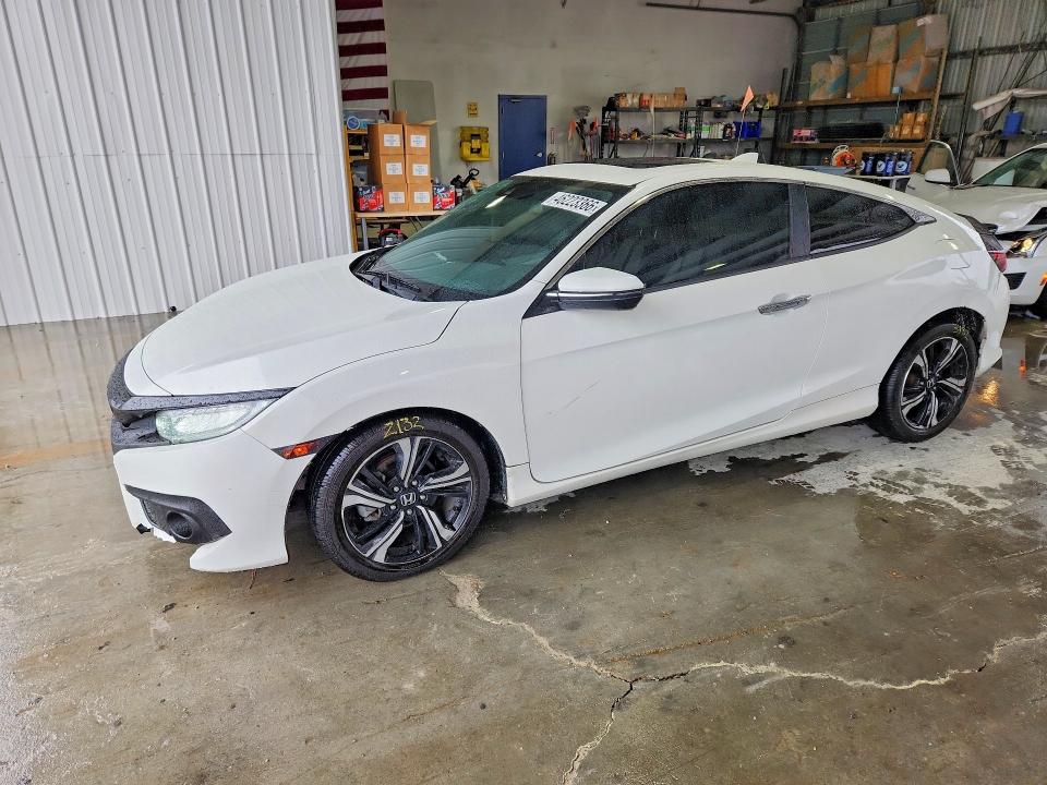 2016 HONDA CIVIC — VIN 2HGFC3B90GH361220