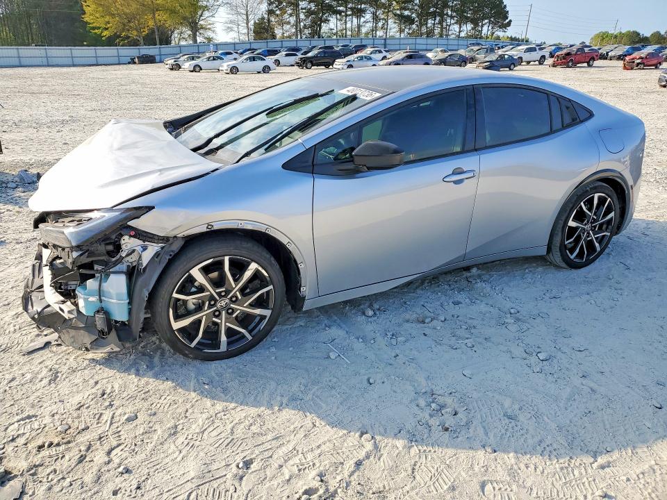 2024 TOYOTA PRIUS PRIME — VIN JTDACACU1R3038526