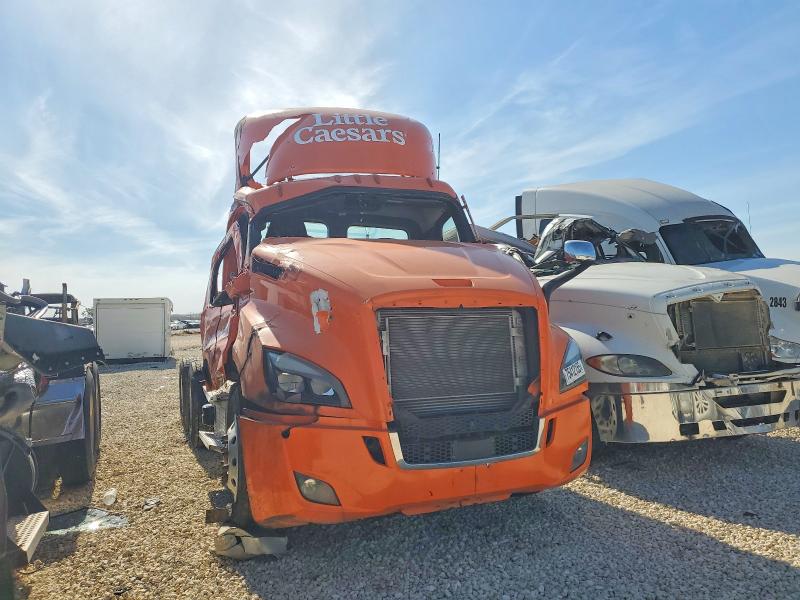 2020 FREIGHTLINER CASCADIA 1 — VIN 3AKJHTDV3LSME9849